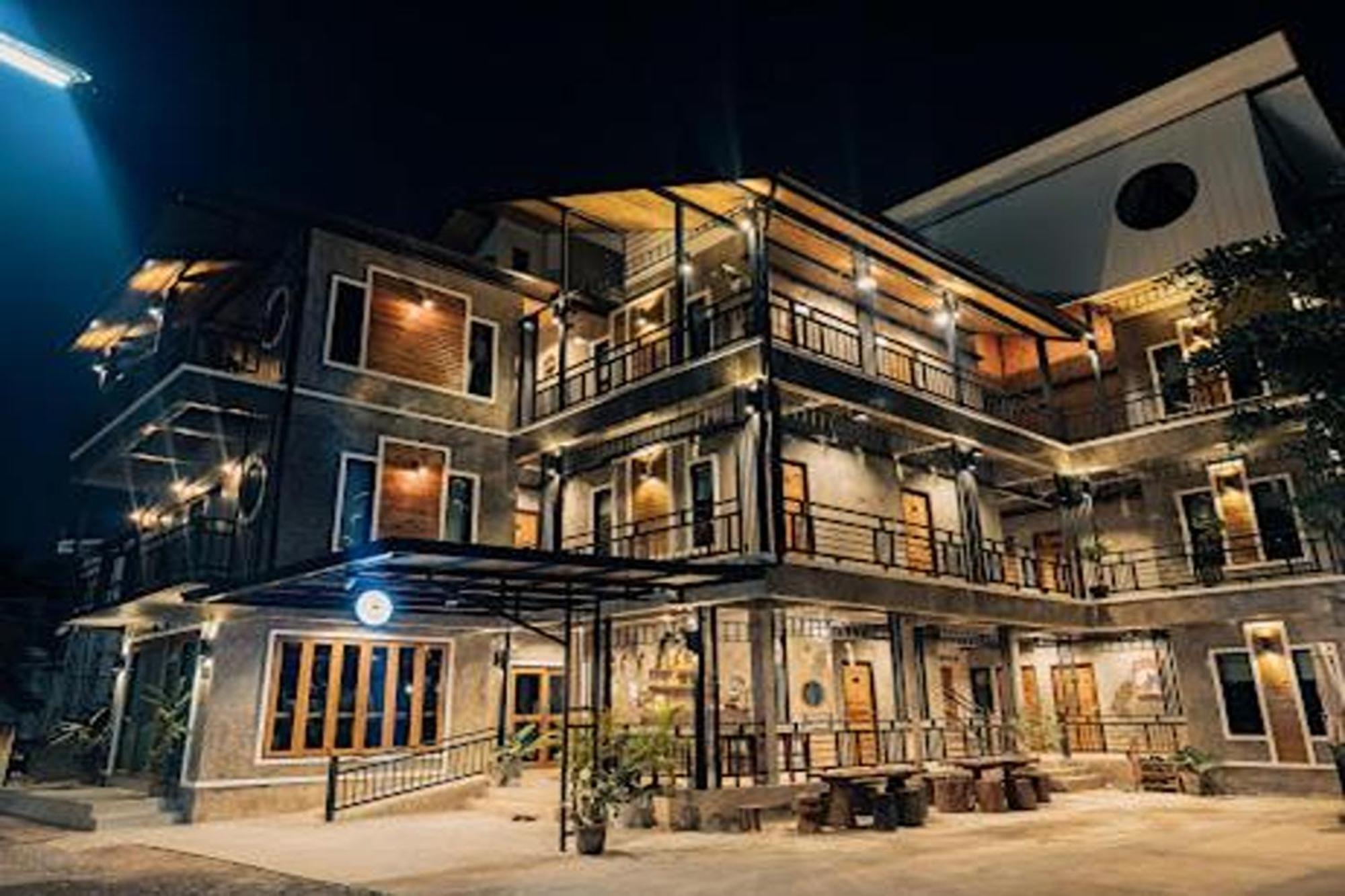 Nan Arena Place Exterior photo